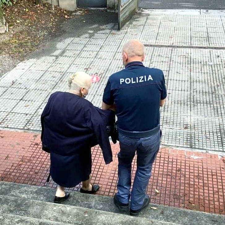 "Chiamateci sempre", la Polizia a difesa degli anziani presi di mira dai truffatori