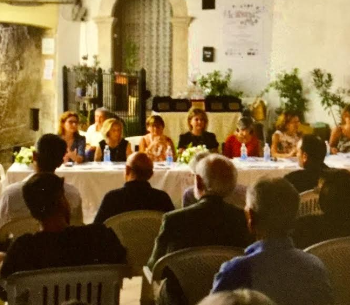 La prestigiosa giuria del concorso letterario “Il rovo” XIII edizione.