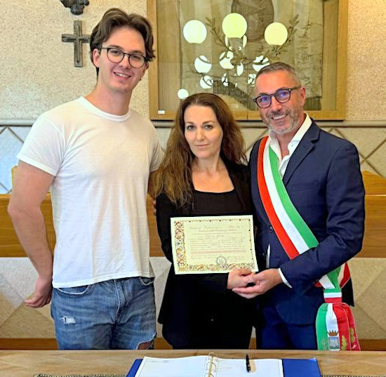 Liljana Marku giura fedeltà alla Repubblica italiana: orgoglio ed emozione a Tagliacozzo