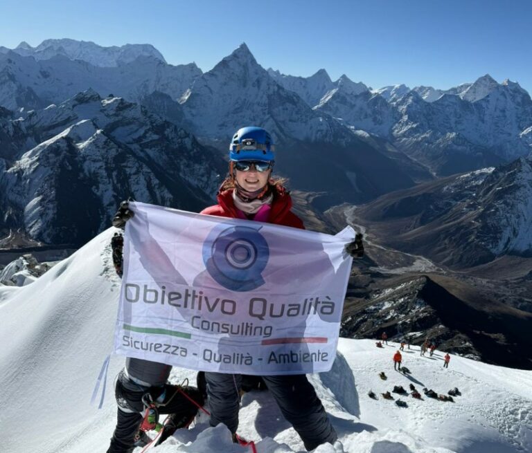 La giovane marsicana Dorinda Morgante conquista l’Himalaya e raggiunge le Vette dell’Everest
