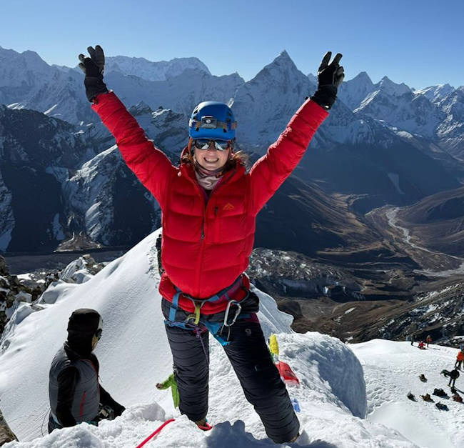 Aielli celebra la sua alpinista Dorinda Morgante, sindaco Di Natale: "Conquistati tre obiettivi, tutti sopra i 5000 metri, in venti giorni"