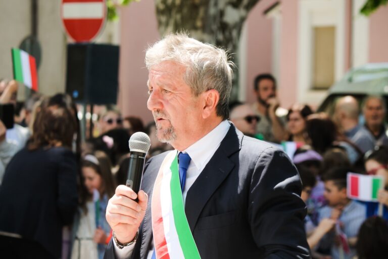 immagine sindaco di pangrazio