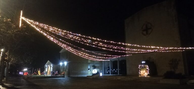 Accensione delle luminarie a Villa San Sebastiano Nuova