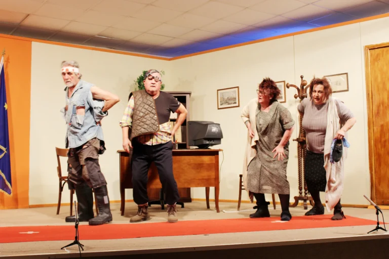 "La Sindachessa" in scena al Castello Orsini: appuntamento con la commedia dialettale dell'Associazione Tre Conche