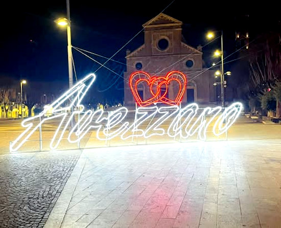 Avezzano si veste d'amore: illuminazioni speciali per celebrare San Valentino