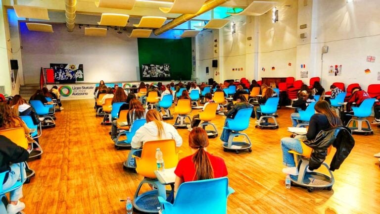 Liceo Benedetto Croce di Avezzano ospita 100 candidati per gli esami DELE