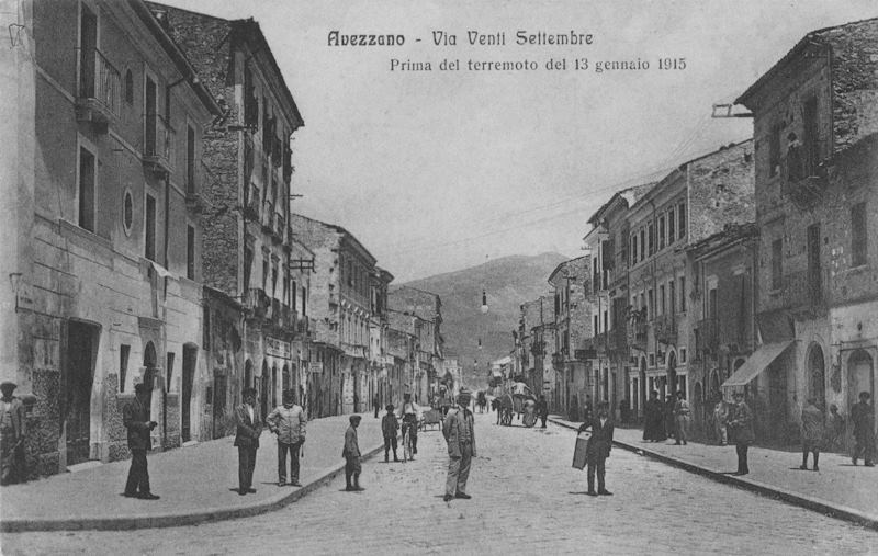 Avezzano prima del terremoto del 1915: uno sguardo su via XX Settembre all'alba del Novecento