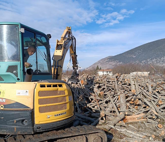A Gioia dei Marsi ripresi i tagli boschivi dopo 40 anni, sindaco Alfonsi: "Iniziata la distribuzione del legnatico a prezzo agevolato"