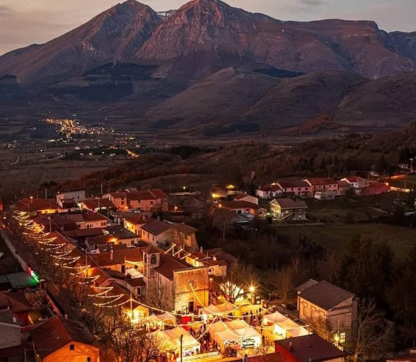 Torna la terza edizione dei Mercatini di Natale ad Alba Fucens, il 6 il 7 e l'8 Dicembre 2025