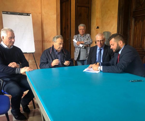 immagine FIRMA CONTRATTO LAVORI VIA NUOVA (2)