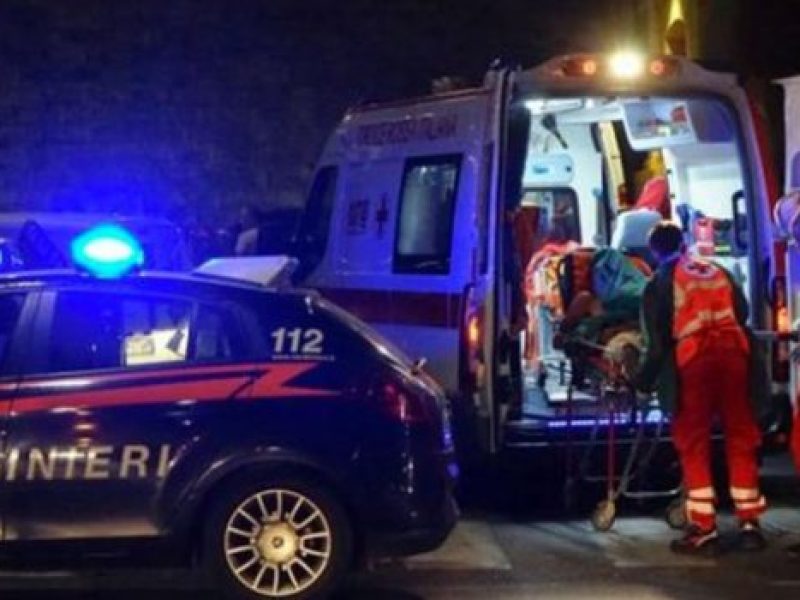 ambulanza-carabinieri-notte-640x384-620x350