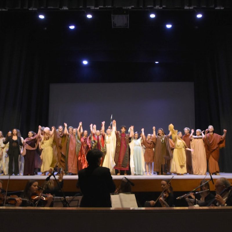 Il Lions Club Avezzano e l'associazione culturale "Le Muse" uniscono teatro e solidarietà con "Antigone"