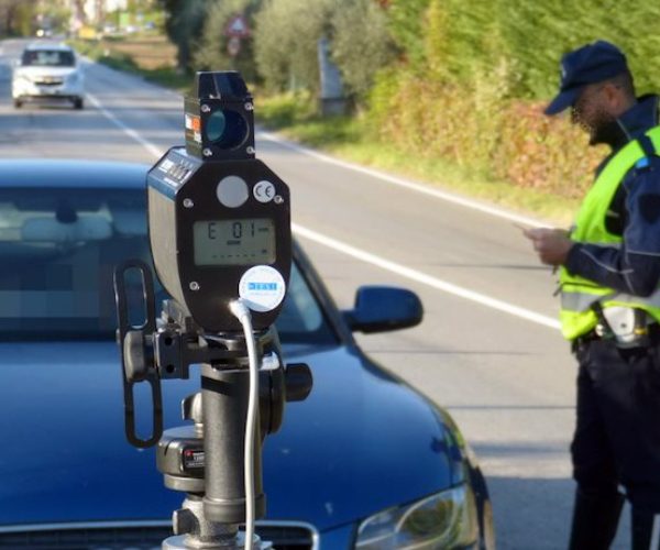 Controllo della velocità sulle strade: a Rocca di Mezzo maggiori verifiche da parte della Polizia Locale