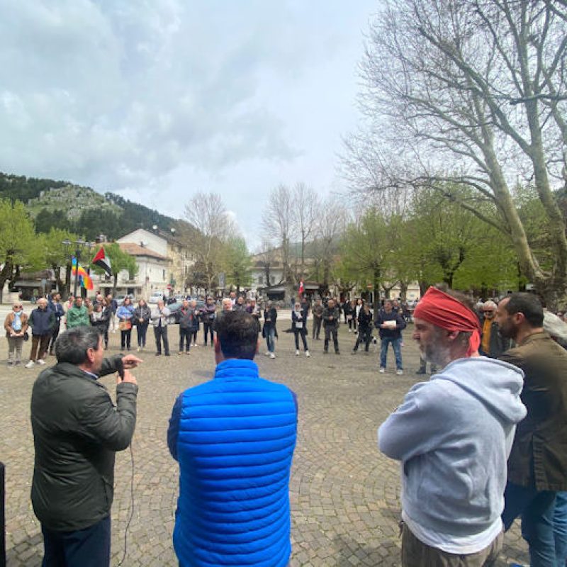 A Pescasseroli manifestazione contro la desertificazione sanitaria nell'Alto Sangro