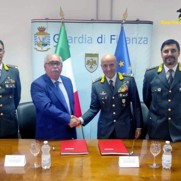 Confisca patrimoni illeciti, siglato accordo tra Procura generale e Comando Regionale Abruzzo della Guardia di Finanza
