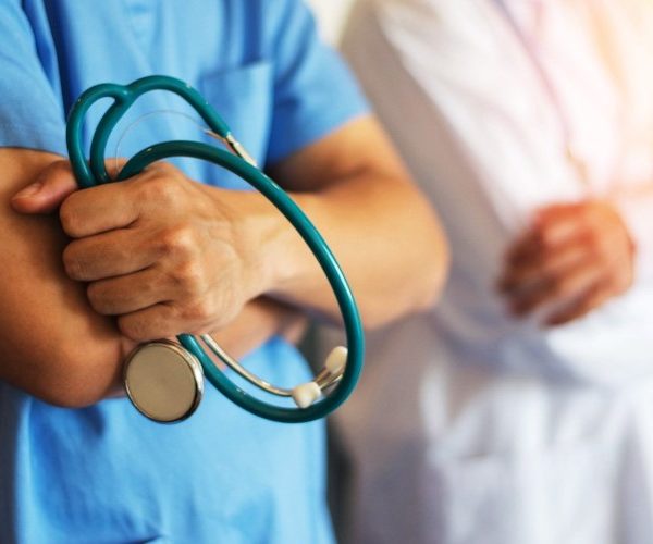 Medici, dirigenti sanitari, infermieri, ostetriche e altre professioni sanitarie: confermato sciopero del 5 Dicembre contro la manovra Meloni