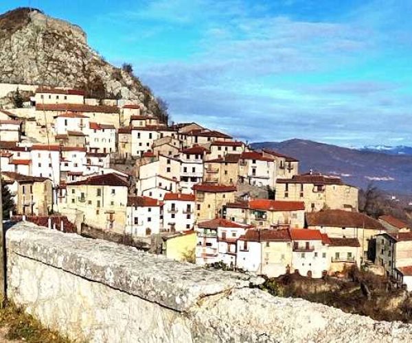 Ammaloramento piloni del ponte sulla strada per Tremonti: stop al traffico veicolare e pedonale